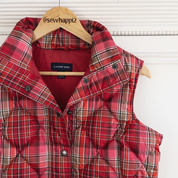 Lands’ End • Red Plaid Puffer Vest (XSP  2-4) - Picture 6 of 7